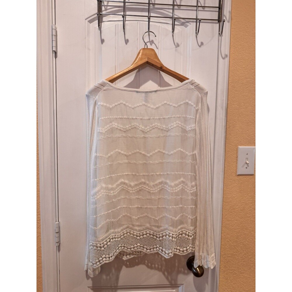 Women’s WHITE HOUSE BLACK MARKET Top MEDIUM ivory Long Sleeve W/Lace Trim - Picture 7 of 16